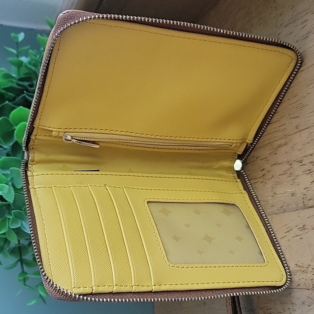 Fossil and Kate Spade Wallet Bundle - Picture 14 of 16